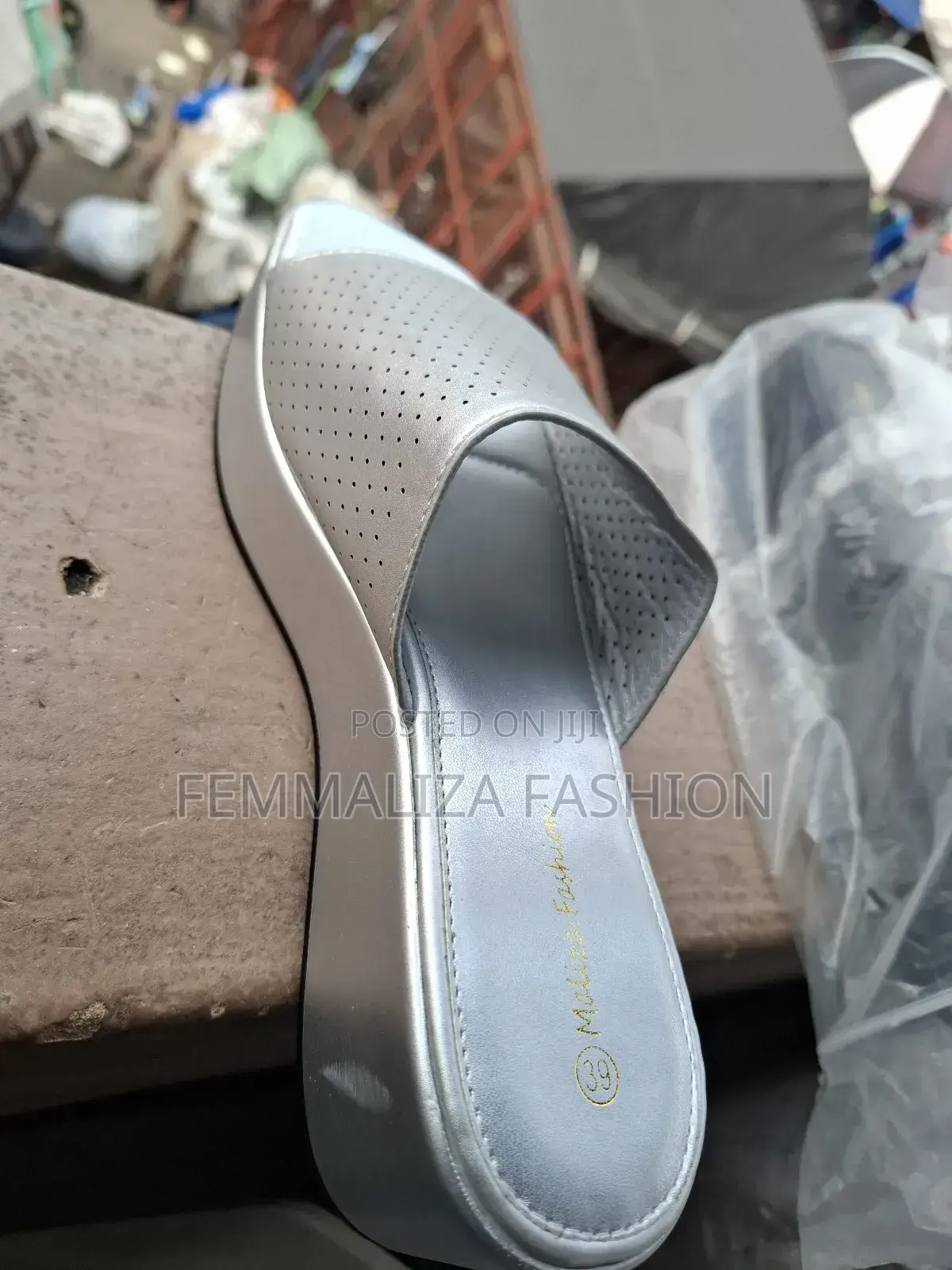 Classic Women Wedge Slippers