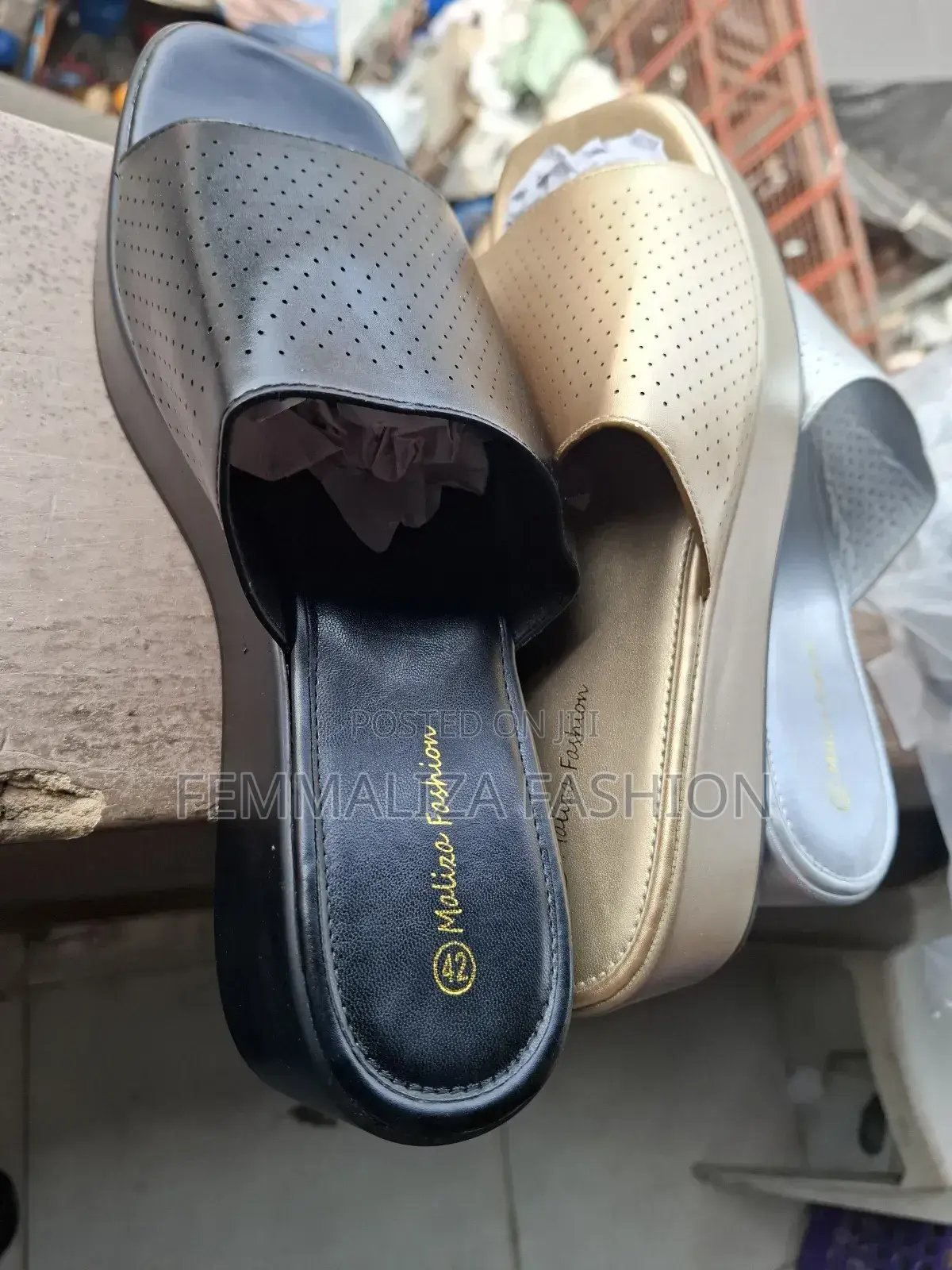 Classic Women Wedge Slippers
