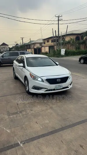 Hyundai Sonata Limited 4dr Sedan (2.4L 4cyl 6A) 2015 White