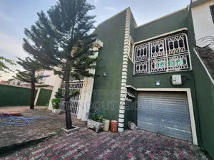 5bdrm Duplex in Gowon Estate, Egbeda for sale