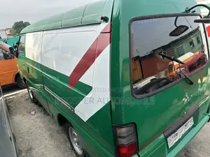 Mitsubishi Delica 2008 Green