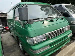 Mitsubishi Delica 2008 Green