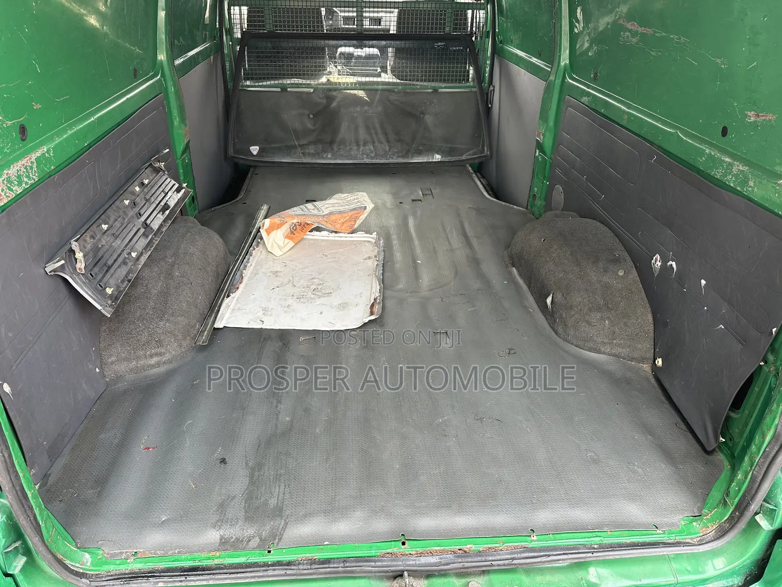 Mitsubishi Delica 2008 Green