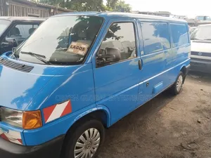 Volkswagen Transporter 2005 Blue