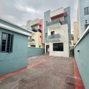 5bdrm Duplex in Ikot, Ikota for rent