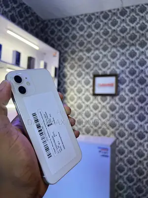 Apple iPhone 12 64 GB White