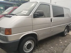 Volkswagen Transporter 2005 Grey