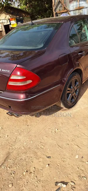 Mercedes-Benz E350 Base 4dr Sedan RWD (3.5L 6cyl 7A) 2006 Red