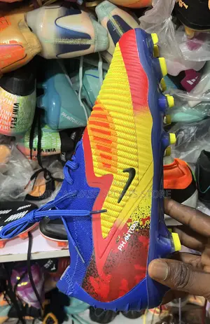 Nike Phantom