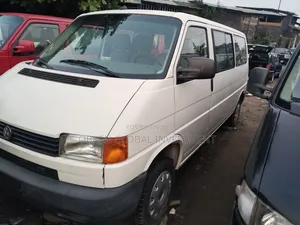 Volkswagen Transporter 2003 White