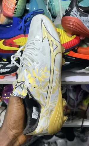 Mizuno Alpha Soccer Boot