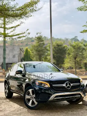 Mercedes-Benz GLC-Class 2019 White