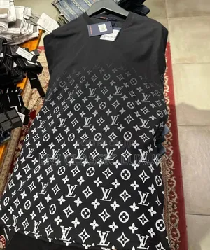 Top Quality Luxury Men's Round Neck Louis Vuitton