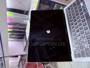 Apple Macbook Pro M1 Display Screen