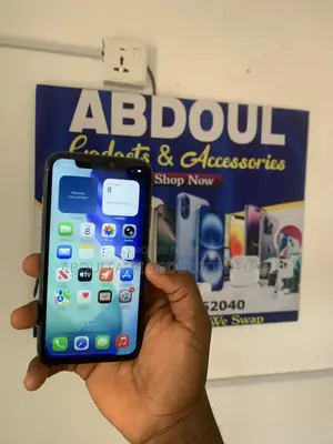 Apple iPhone 11 64 GB Black