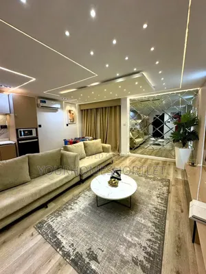 Luxury 1 Bedroom Apartment For That Allows Content Shoot