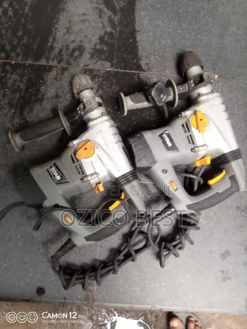 Titans Hammer Drill