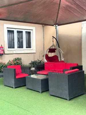 New Luxury 4/3 Bedroom With Lounge ( Self Compound) That Allows Party