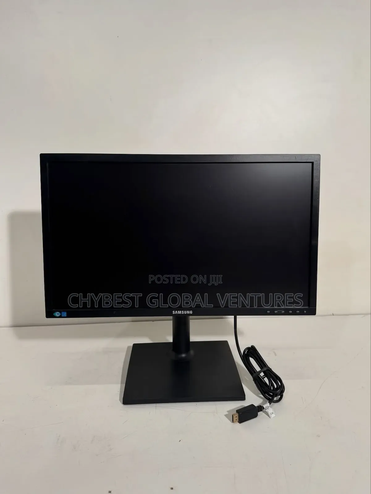 24 Inches Samsung Monitor