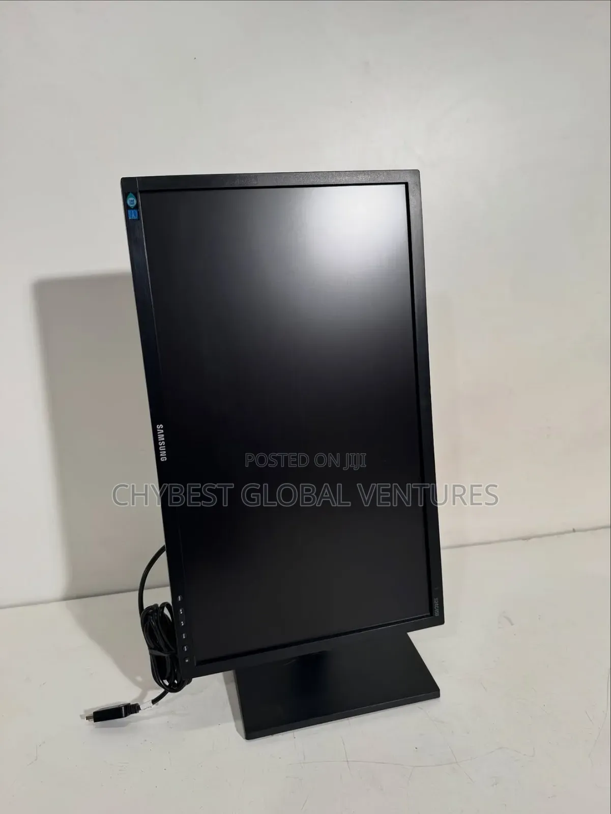 24 Inches Samsung Monitor