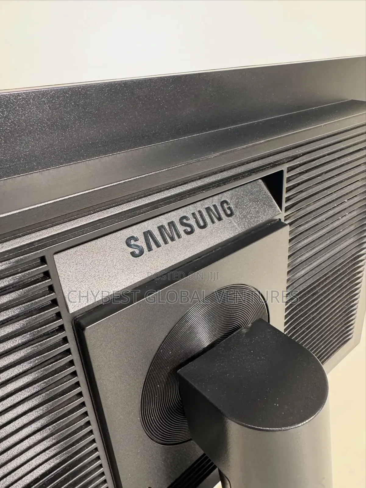 24 Inches Samsung Monitor