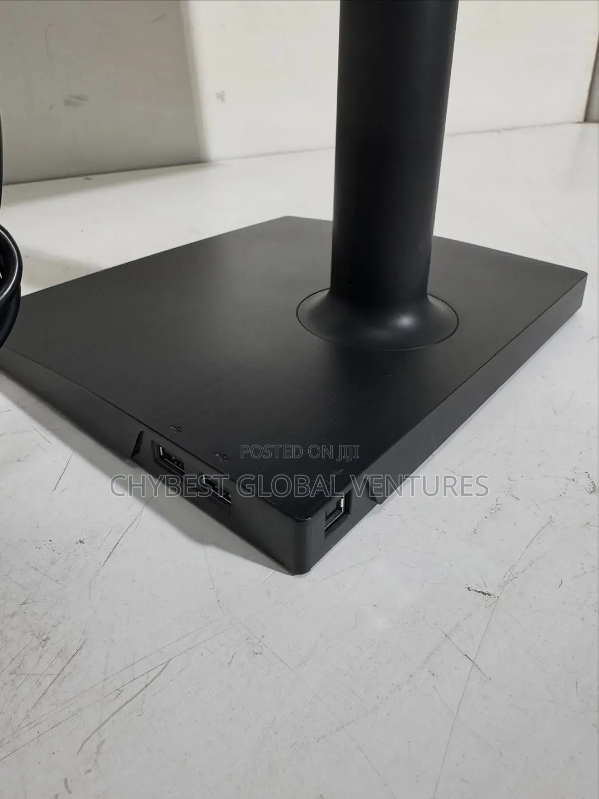 24 Inches Samsung Monitor