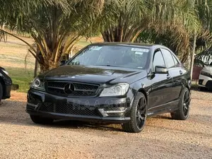 Mercedes-Benz C300 Sport 4Matic Sedan AWD (3.5L 6cyl 7A) 2014 Black