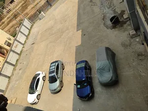 3bdrm Block of Flats in Life Camp for sale