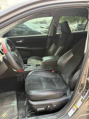 Toyota Camry XSE 4dr Sedan (2.5l 4cyl 6A) 2016 Gray