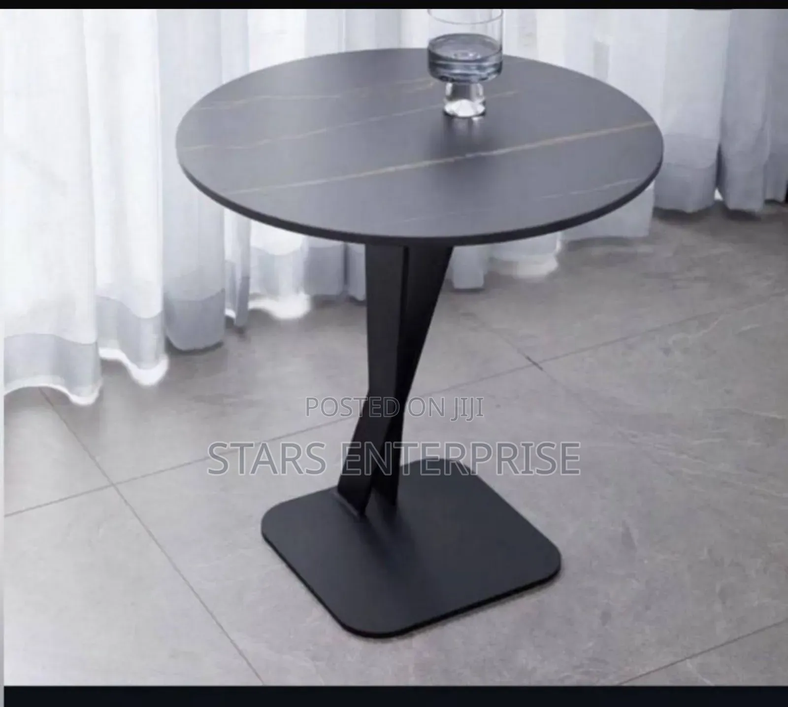 Side Stool / Corner Stool