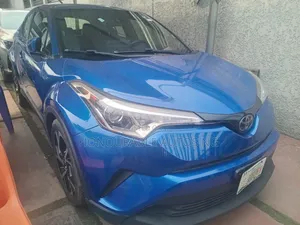 Toyota C-HR LE FWD 2019 Blue
