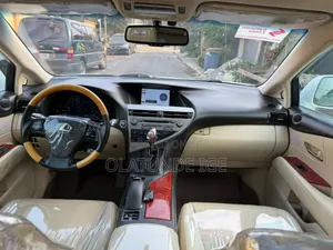 Lexus RX 350 FWD 2012 Off white