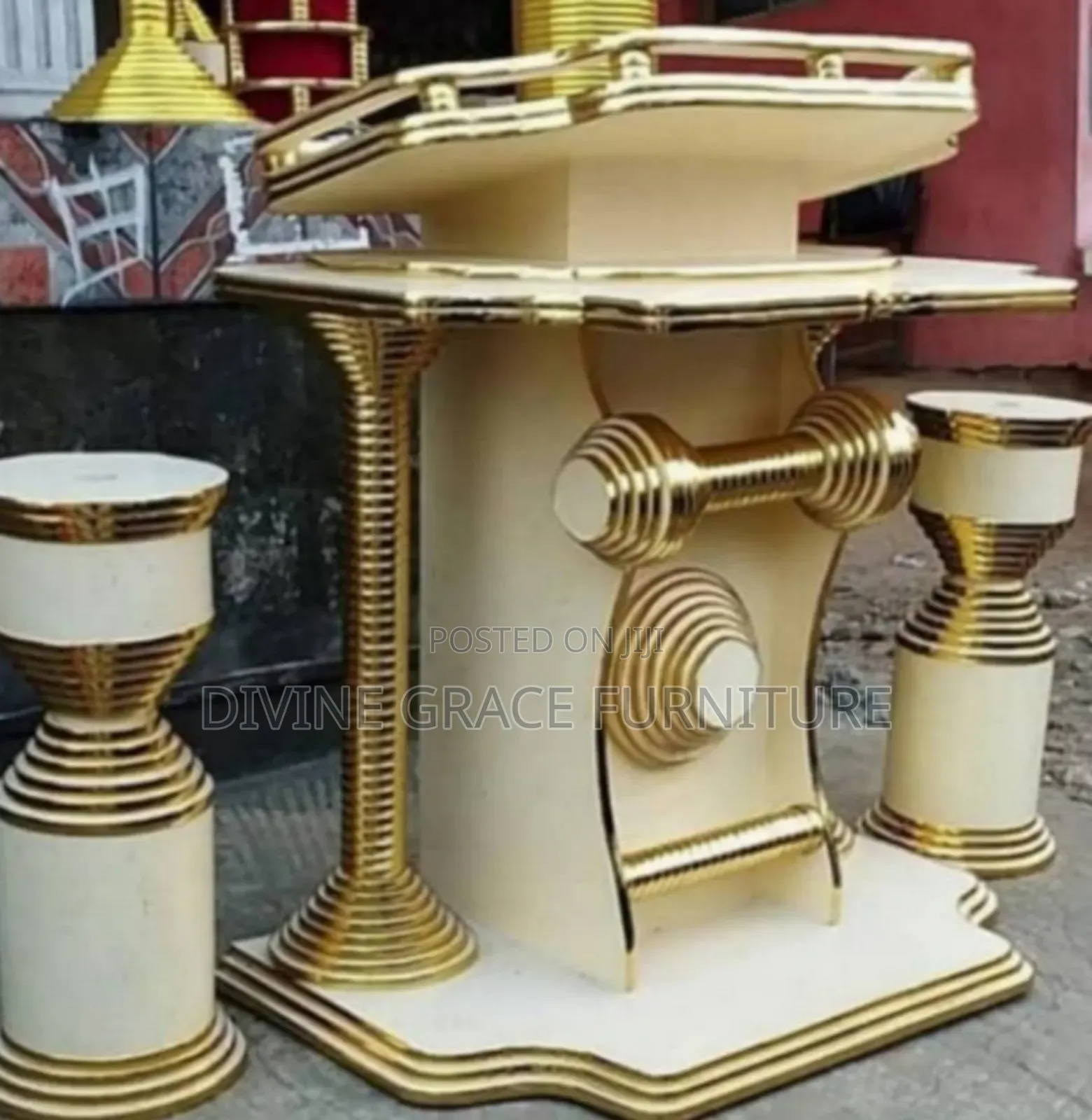 Executive Church Pulpit