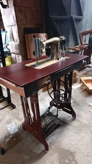 Direct Belgium Fairly Used Domestic Sewing Machine