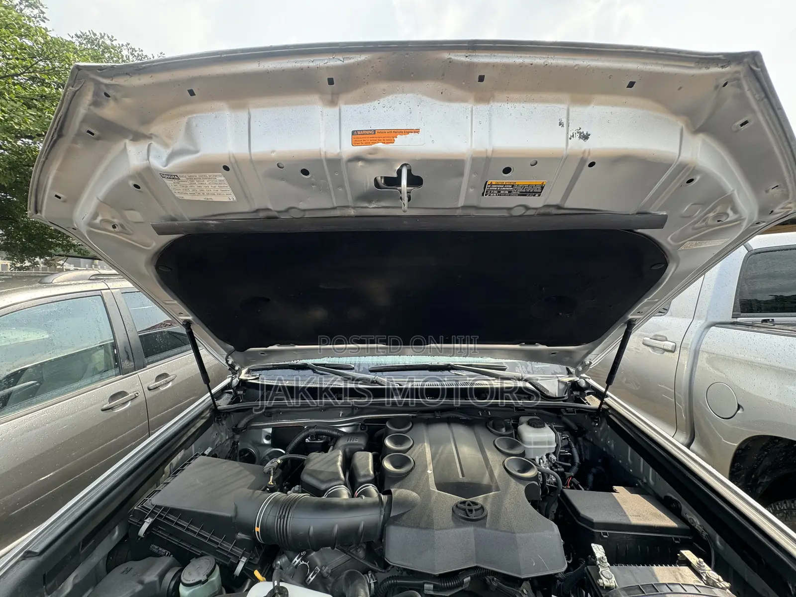 Toyota 4-Runner 2016 Silver