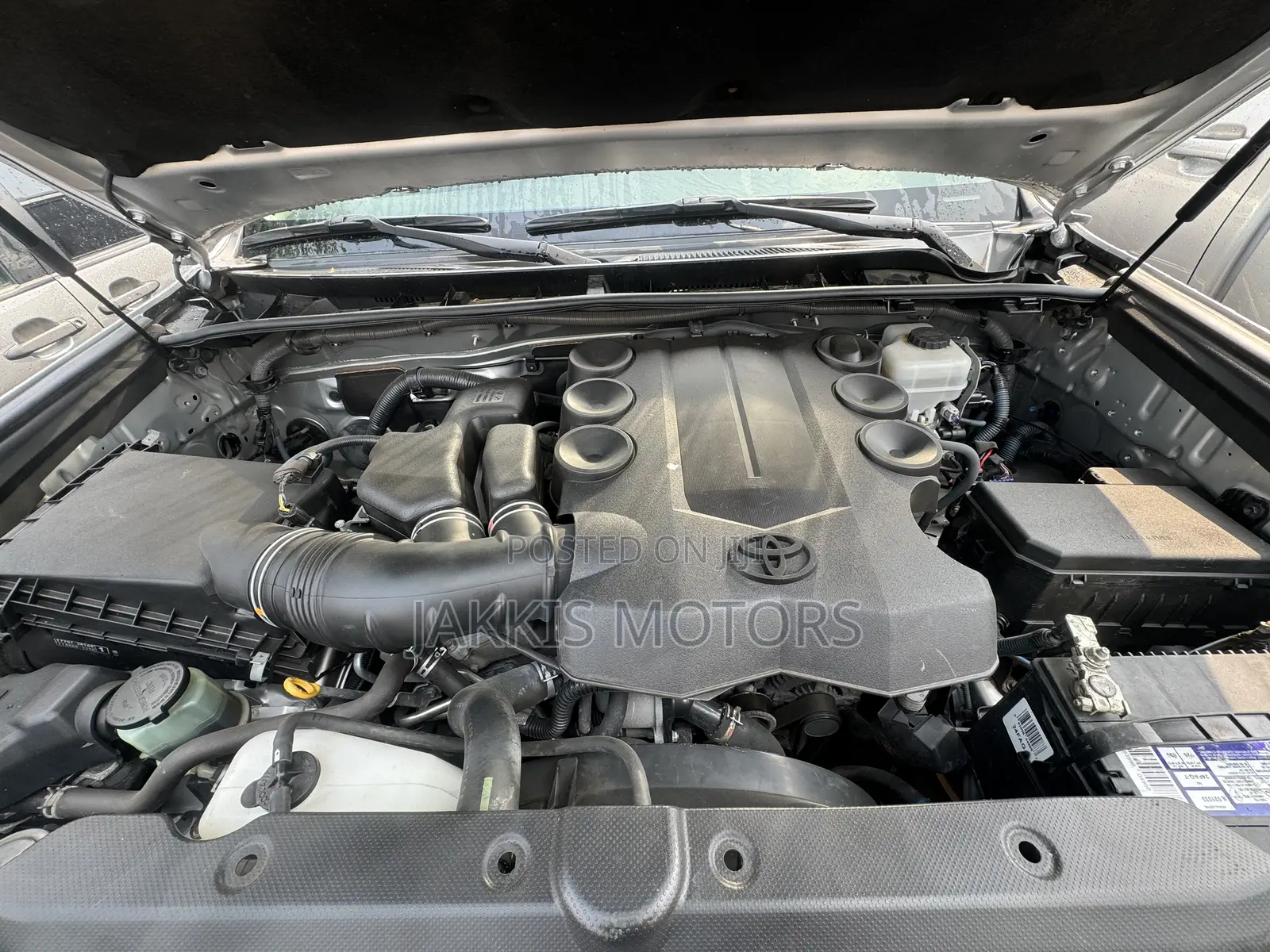 Toyota 4-Runner 2016 Silver