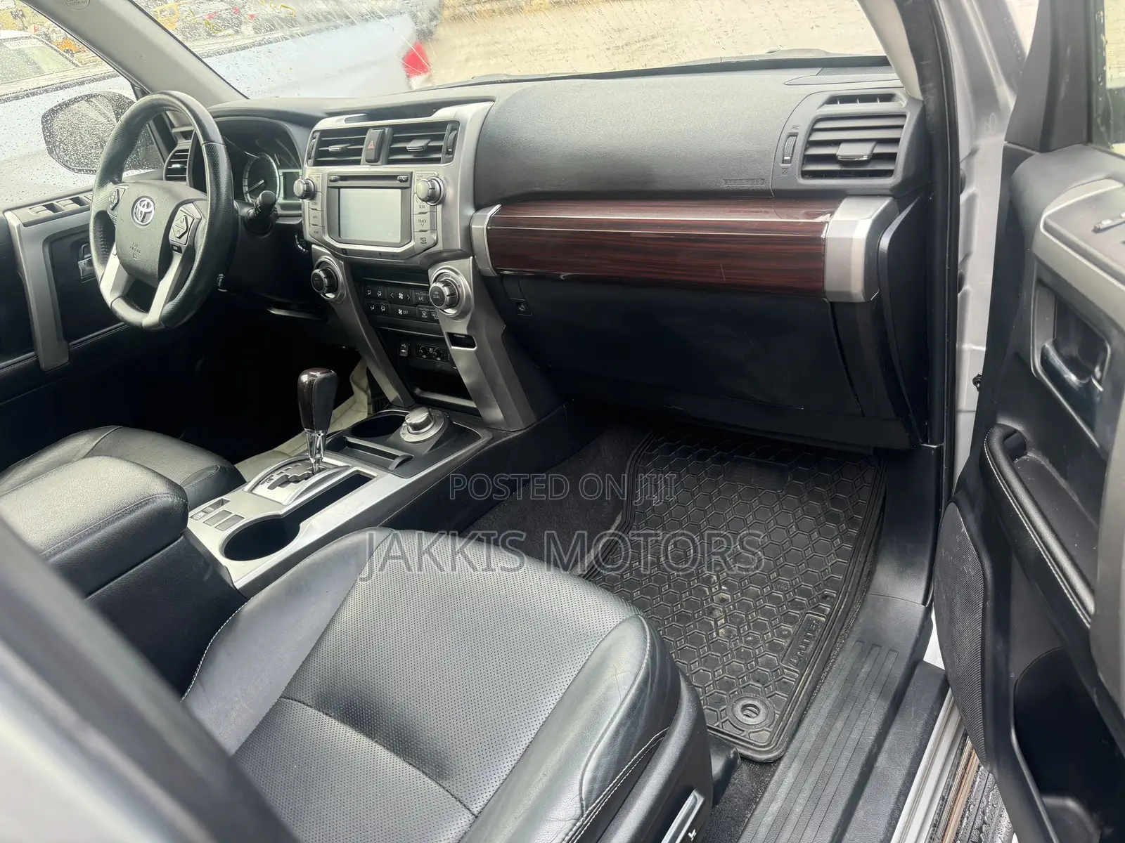 Toyota 4-Runner 2016 Silver