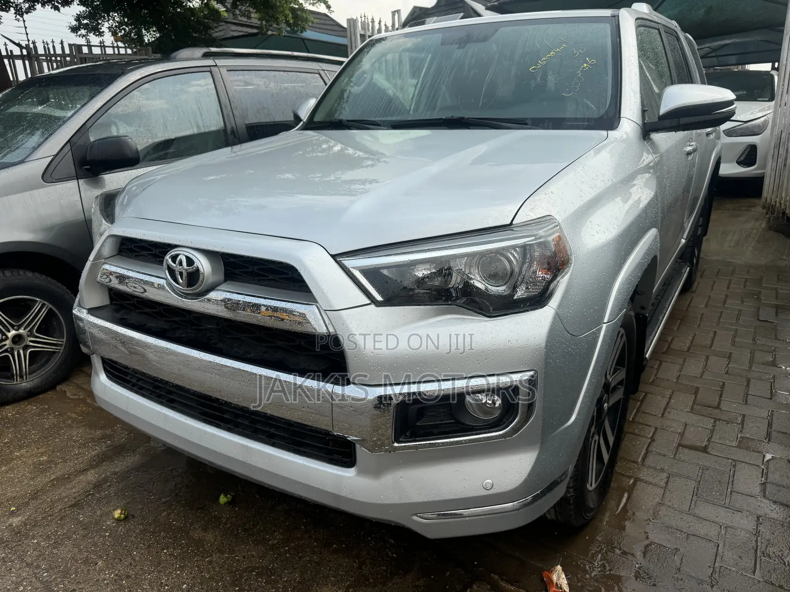 Toyota 4-Runner 2016 Silver