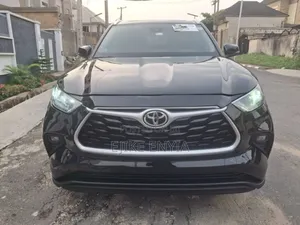 Toyota Highlander XLE 2021 Black