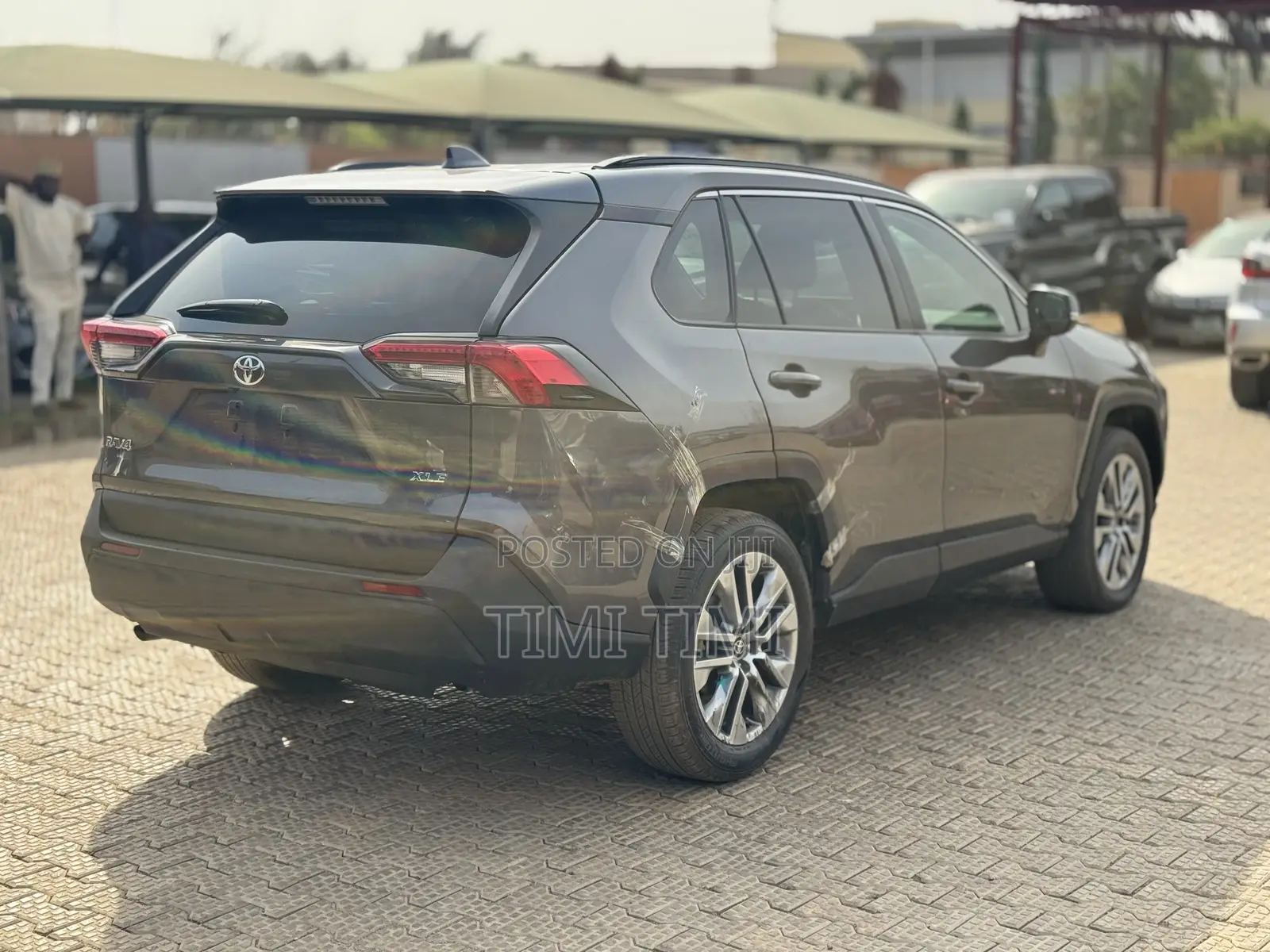 Toyota RAV4 Limited 2021 Gray