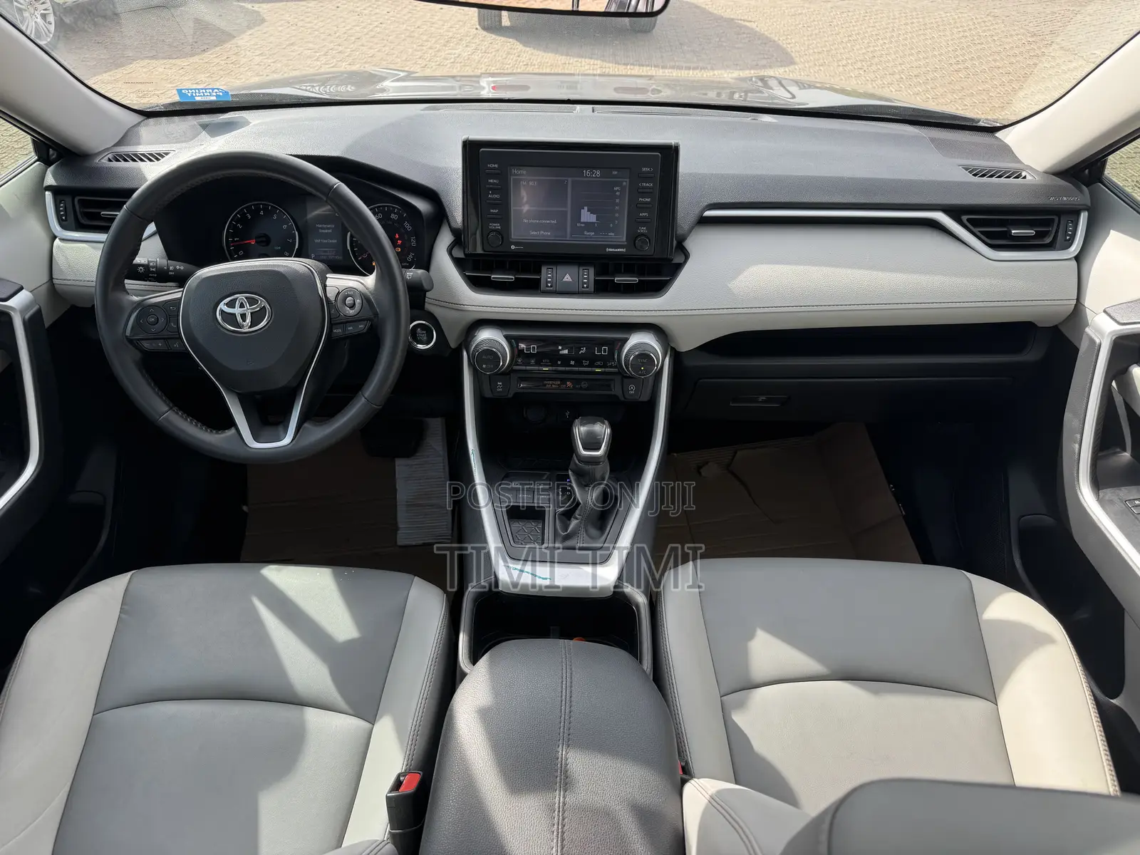 Toyota RAV4 Limited 2021 Gray