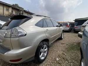 Lexus RX 330 2006 Gold