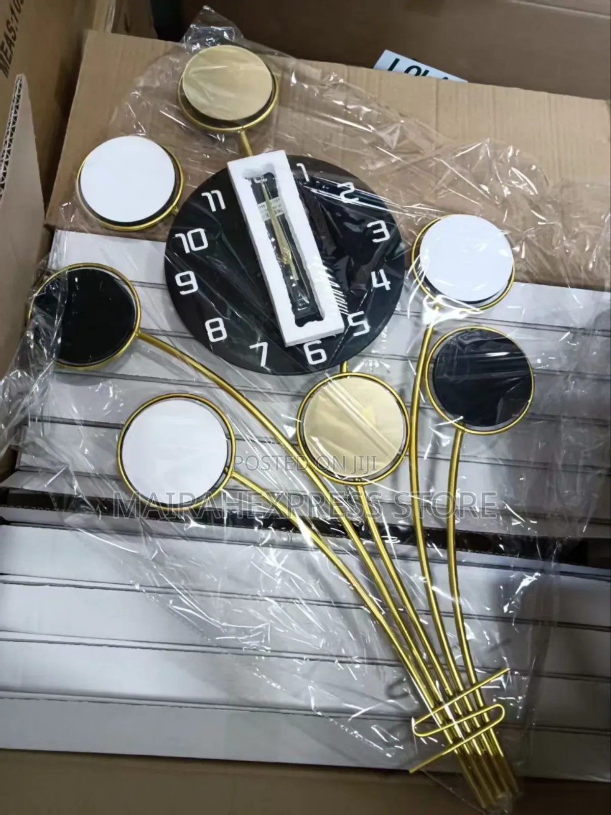 Luxury Leaf Decorative Wall Clock Ts