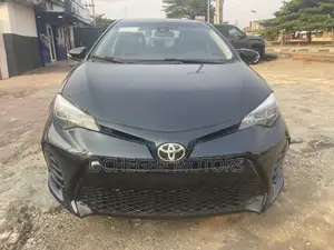 Toyota Corolla SE Special Edition 4dr Sedan (1.8L 4cyl CVT) 2017 Green