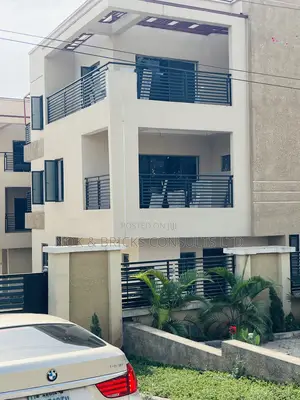 6bdrm Duplex in Bob Residence, Life Camp for sale