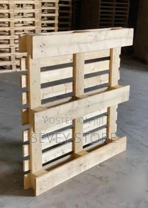 Farmers Wood Pallet For Keeping Harvest