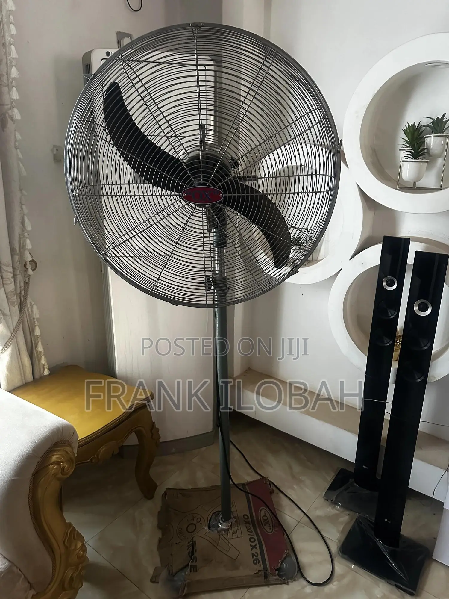 Standing Fan 26’