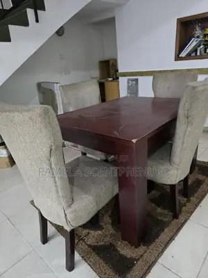 Dinning Table Set