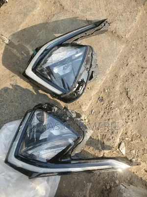 Head Light Kia Sportage