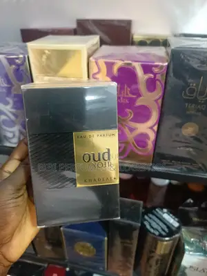 Oud Noir Perfume